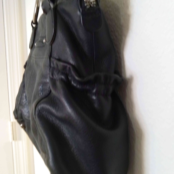 B. MAKOWSKY HANDBAG - Picture 3 of 12